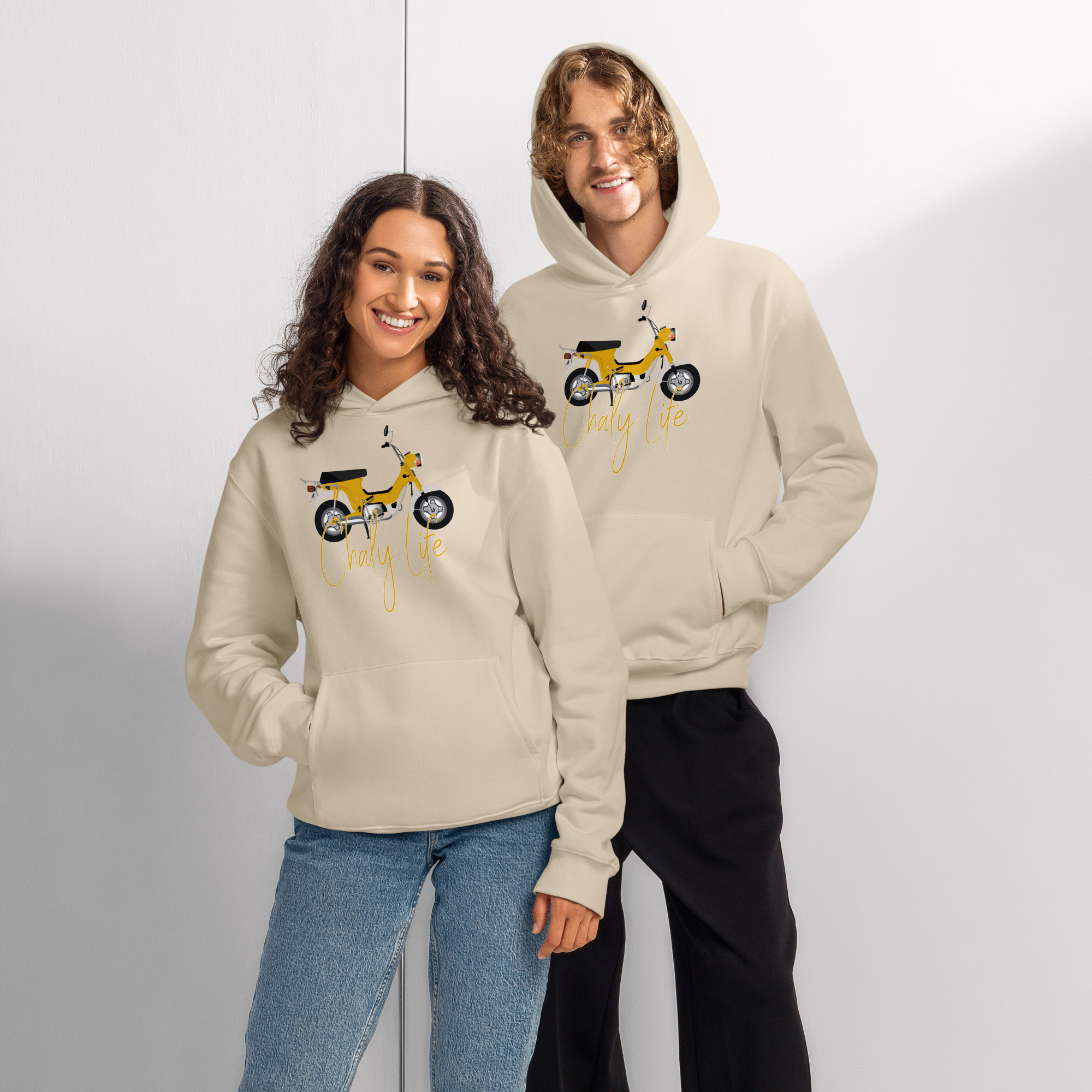 Chaly Vibes Hoodie – Cozy & Iconic - Afbeelding 48